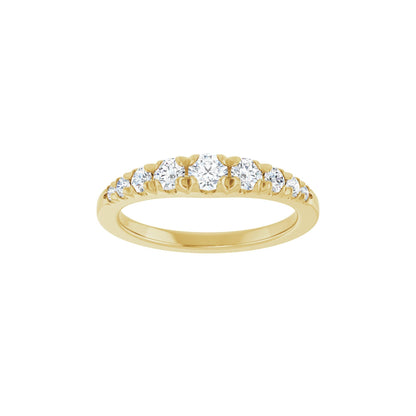 1/2 CTW Natural Diamond Graduated Ring