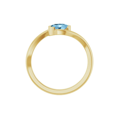 Natural Sky Blue Topaz Solitaire Ring 2