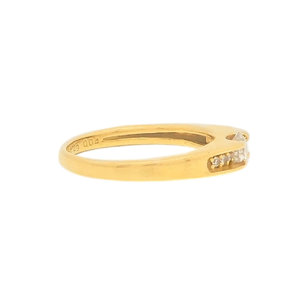 18K Yellow Gold 0.229ct & 0.04ct Diamond Ring