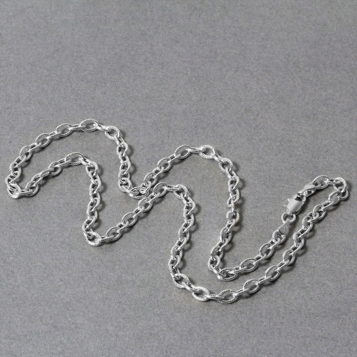 14k Yellow Gold Pendant Chain with Textured Links
