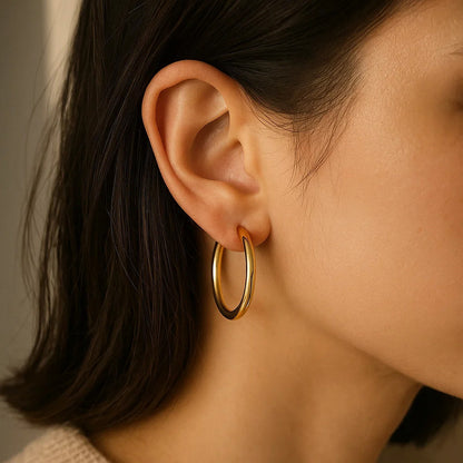 14k Yellow Gold Polished Hoop Earrings (3x30mm)