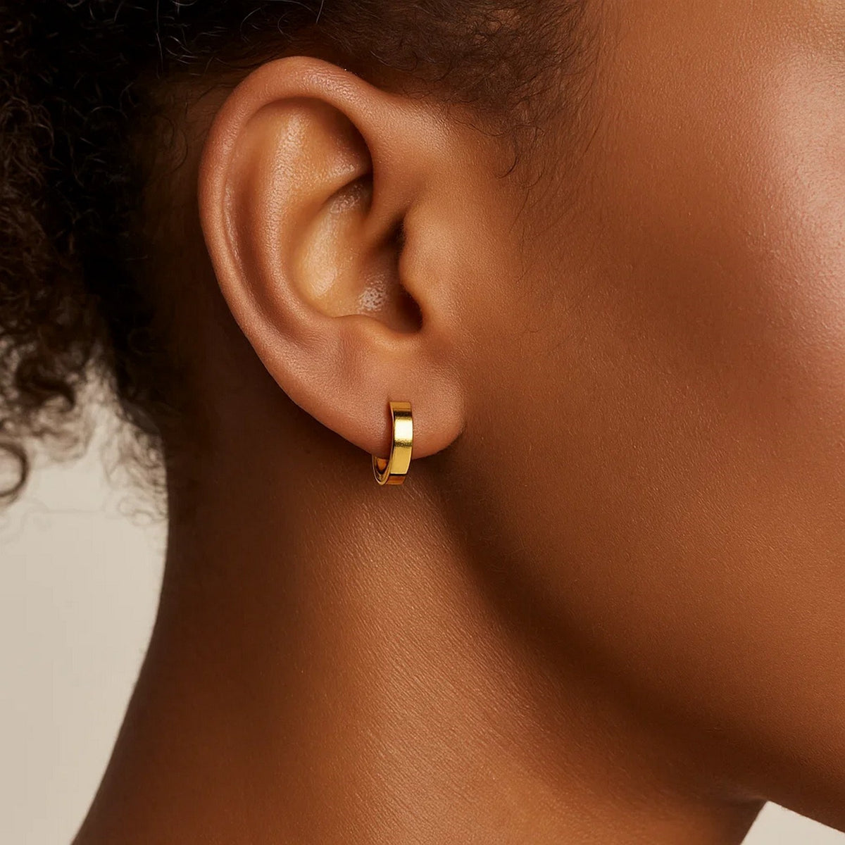 14k Yellow Gold Flat Side Small Hoop Earrings