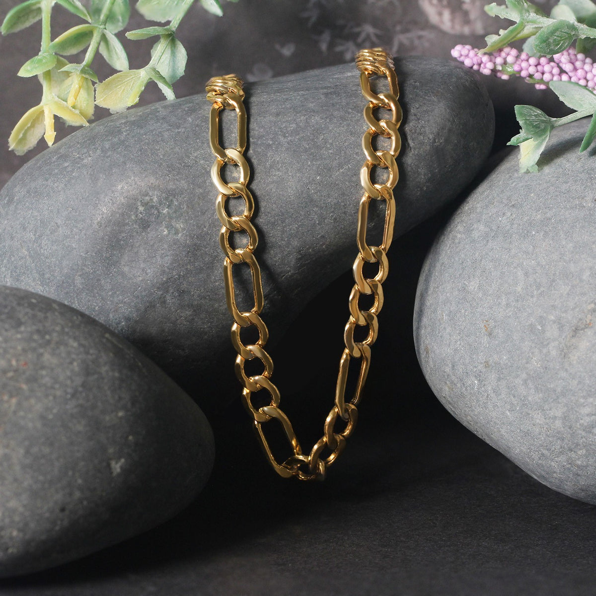 14k Yellow Gold Lite Figaro Chain