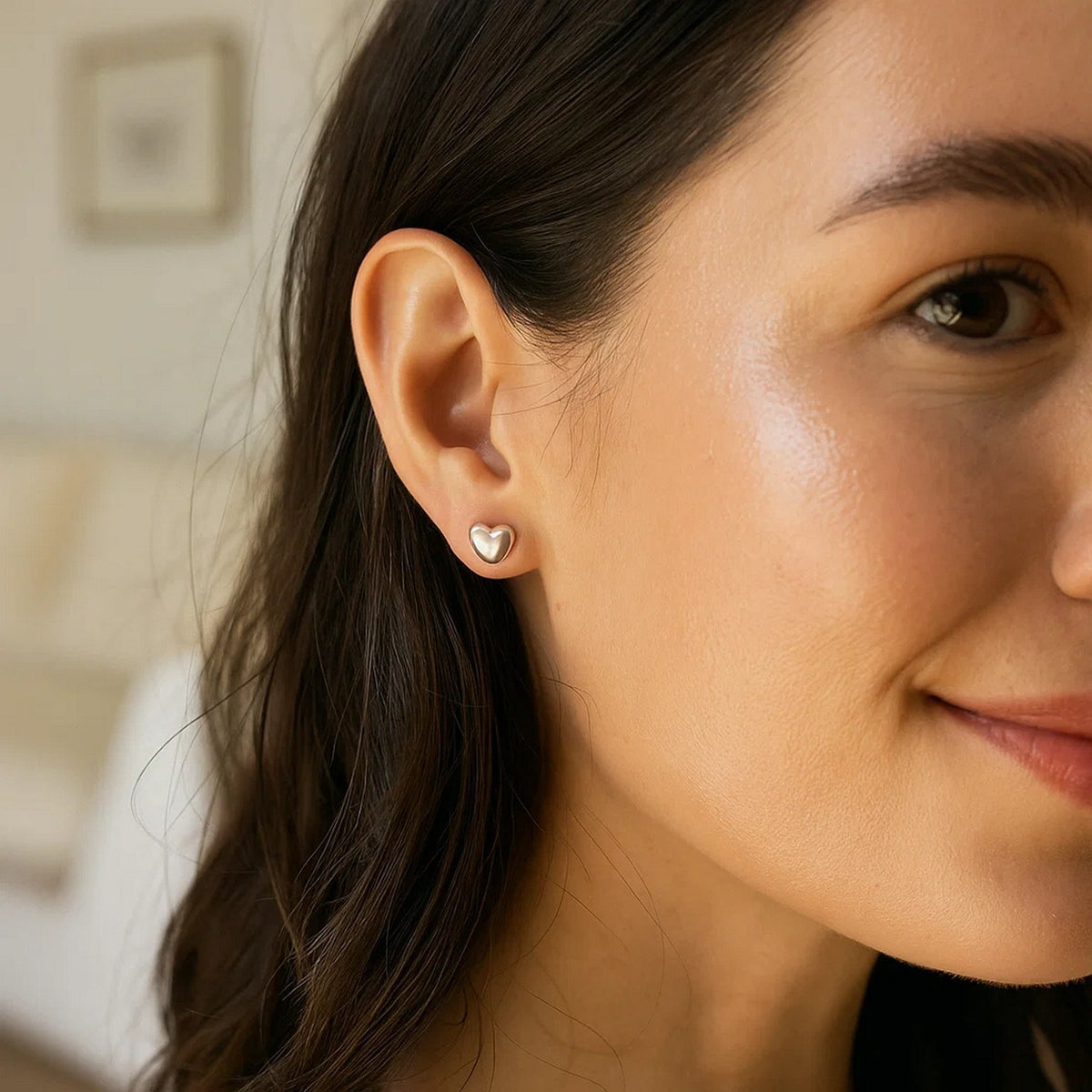 14k Puffed Heart Shape Shiny Earrings