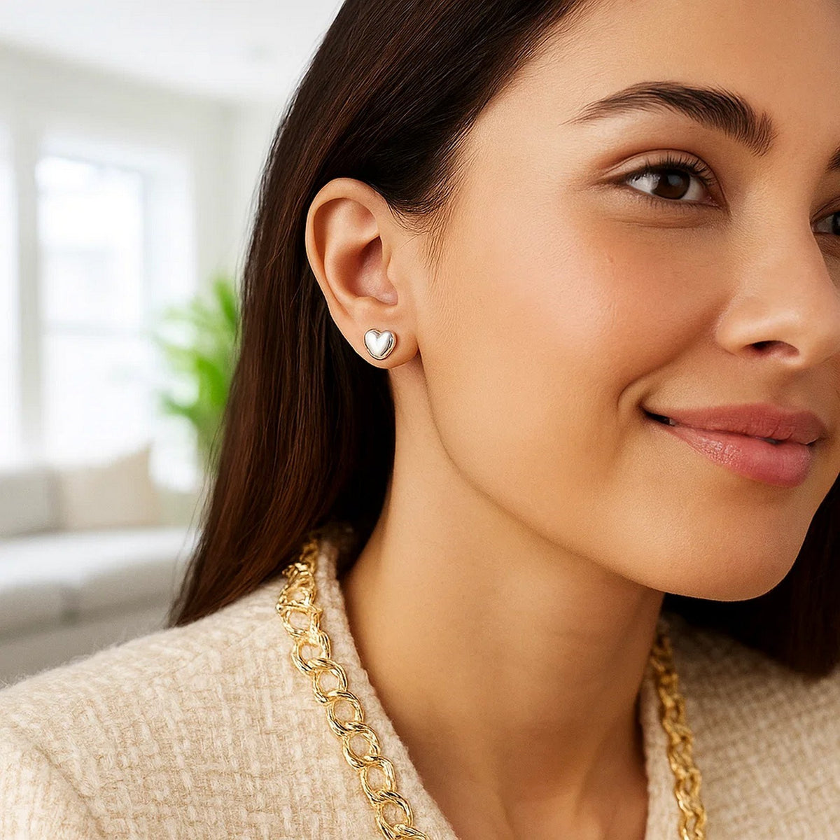 14k Puffed Heart Shape Shiny Earrings