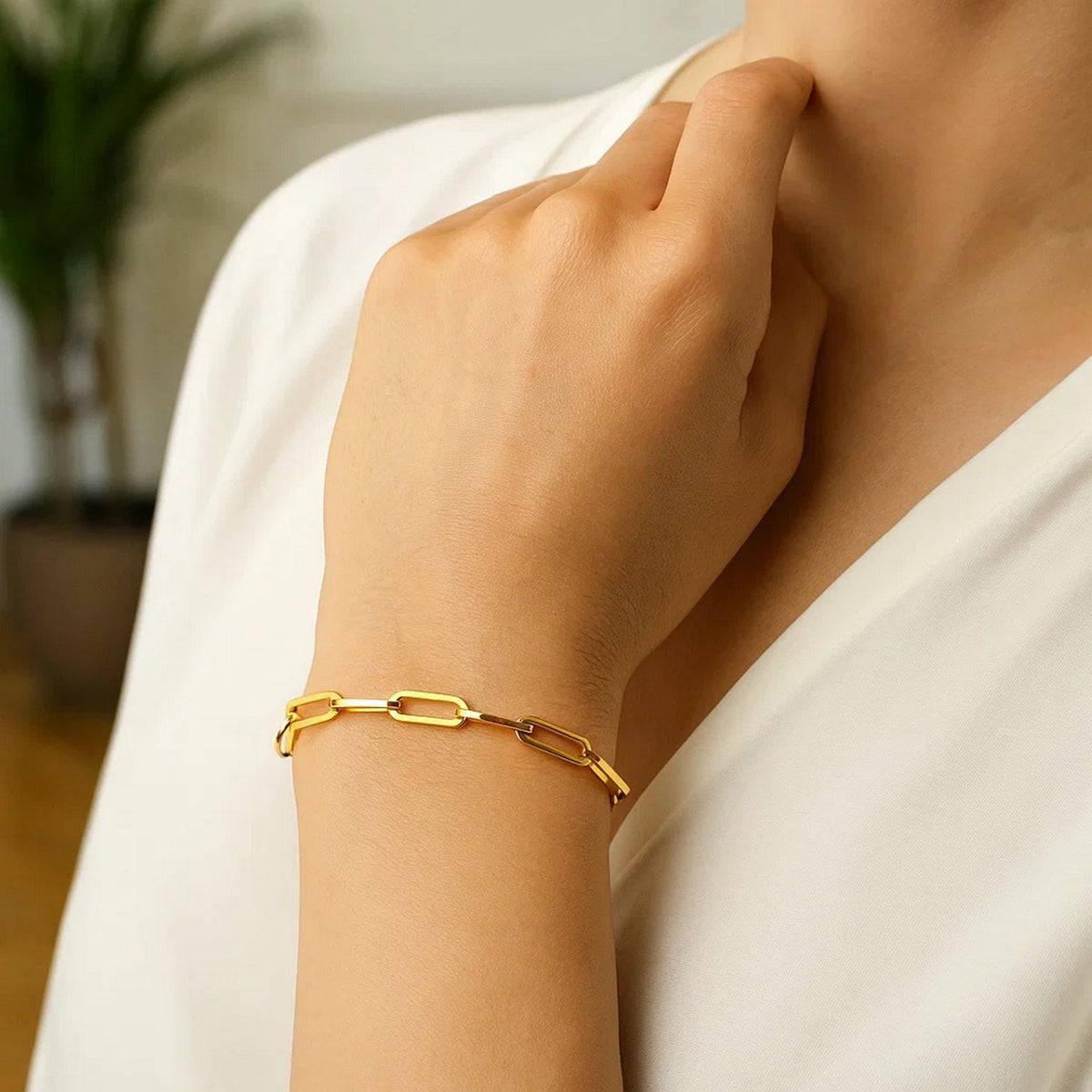 14K Bold Paperclip Chain Bracelet (4.20 mm)