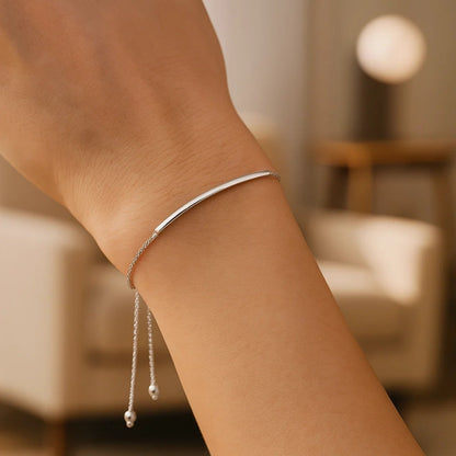 14k Smooth Curved Bar Lariat Design Bracelet (1.00 mm)