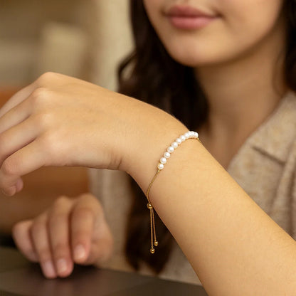 14k Adjustable Friendship Bracelet with Pearls (5.00 mm)