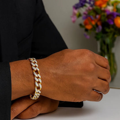 14k White Pave High Polish Modern Lite Figaro Bracelet (9.50 mm)