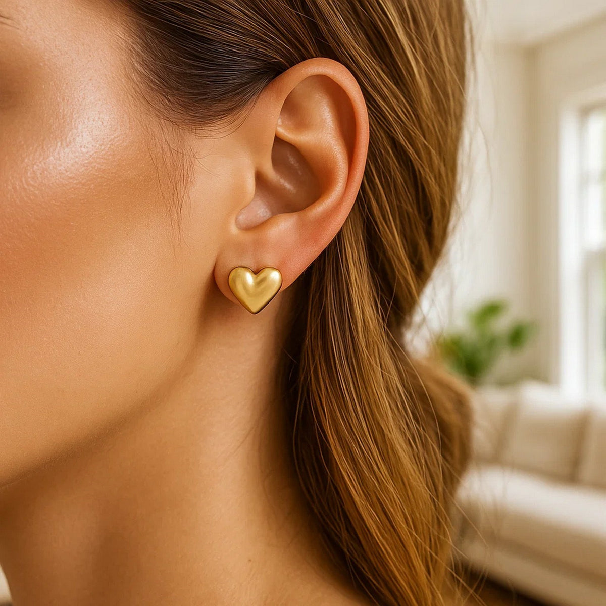 14K Yellow Gold Puffed Heart Stud Earrings