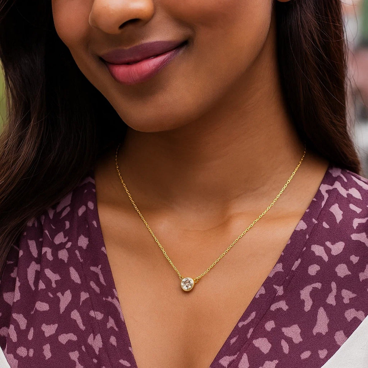 14k 17 inch Necklace with Round White Topaz