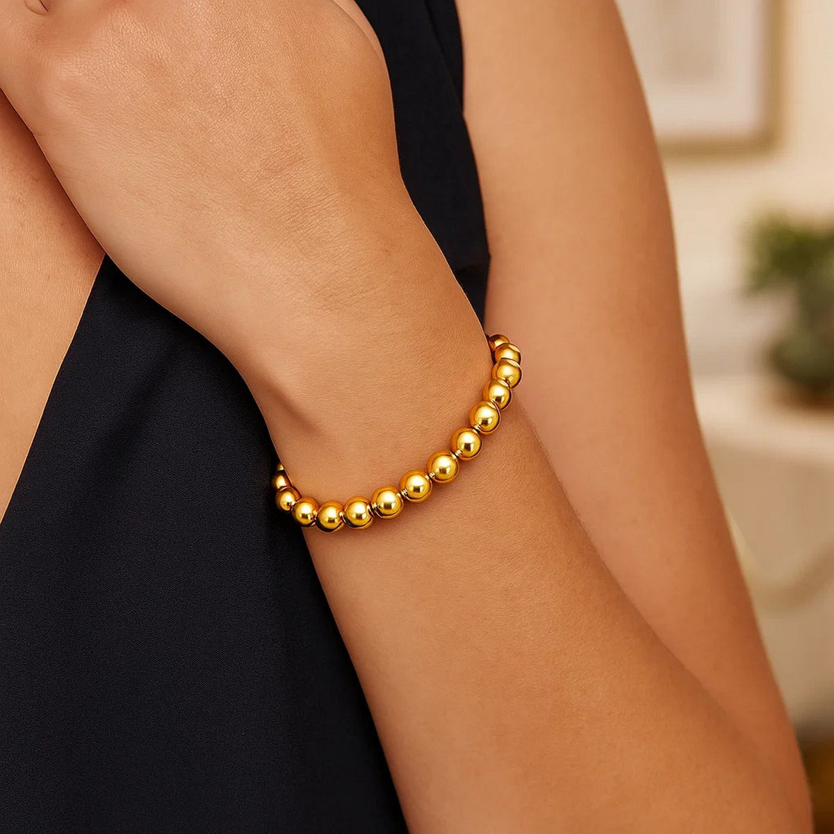 Polished 8mm Bead Bracelet in 14K Yellow Gold (8.00 mm)