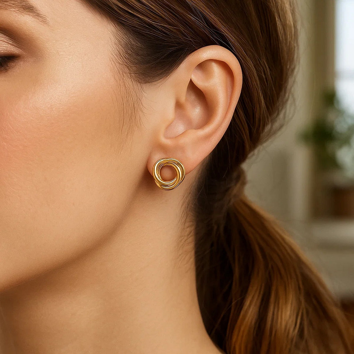 14K Yellow Gold Interlocking Trinity Stud Earrings