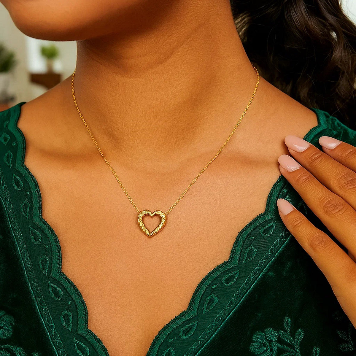 14K Yellow Gold Braided Open Heart Necklace