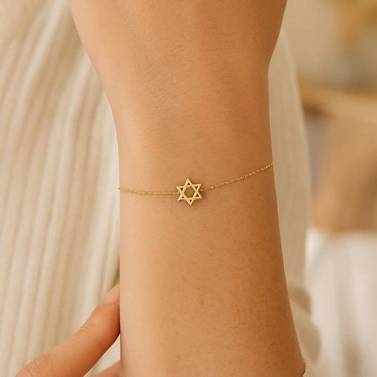 14k Yellow Gold Star of David Bracelet