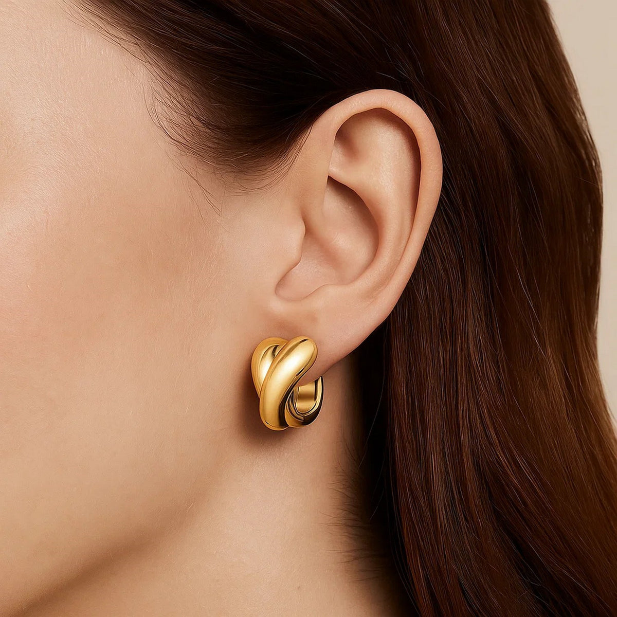 Crossover Hoop Earrings in 14K Yellow Gold