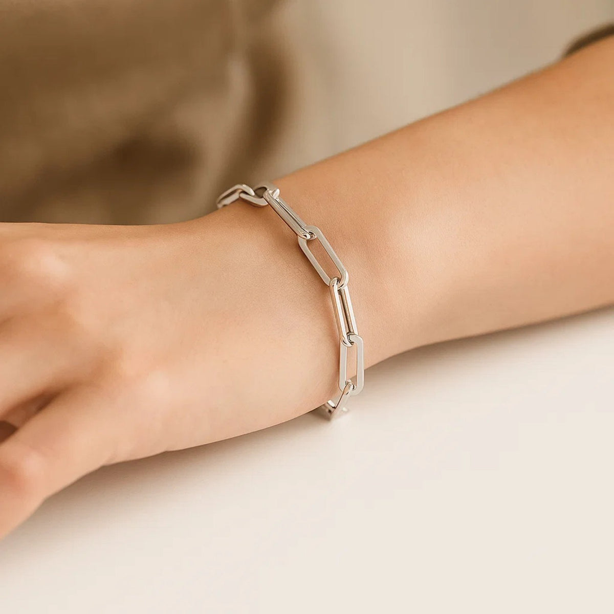 14K Extra Wide Paperclip Chain Bracelet (6.10 mm)