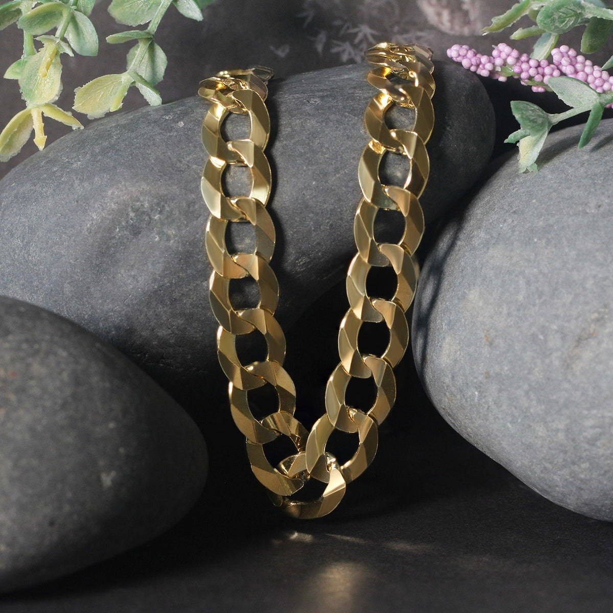 Solid Curb Chain in 14k Yellow Gold