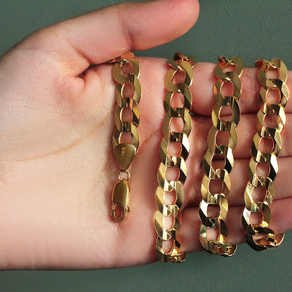 Solid Curb Chain in 14k Yellow Gold