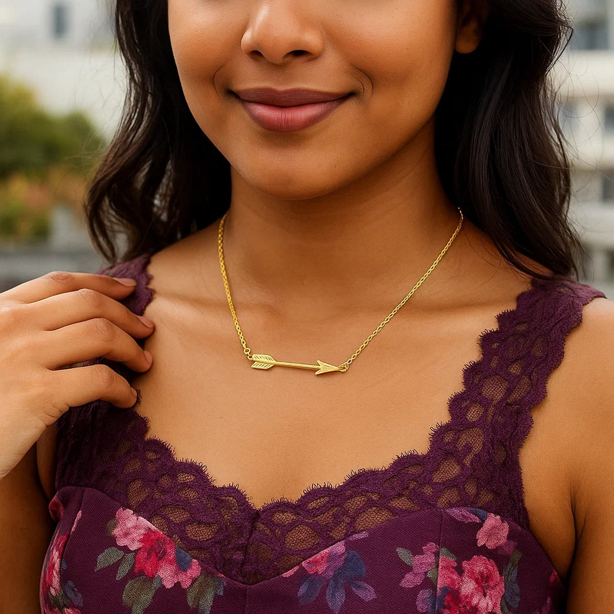 14k Yellow Gold Chain Necklace with Horizontal Arrow Pendant