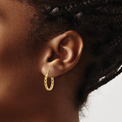 Polished Curb Link Design Hoop Earrings - 2.48g