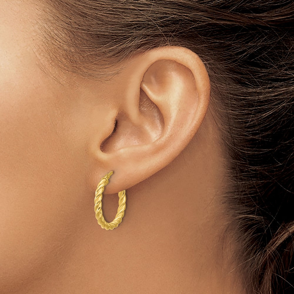 Polished/Twisted Round Hoop Earrings - 3mm