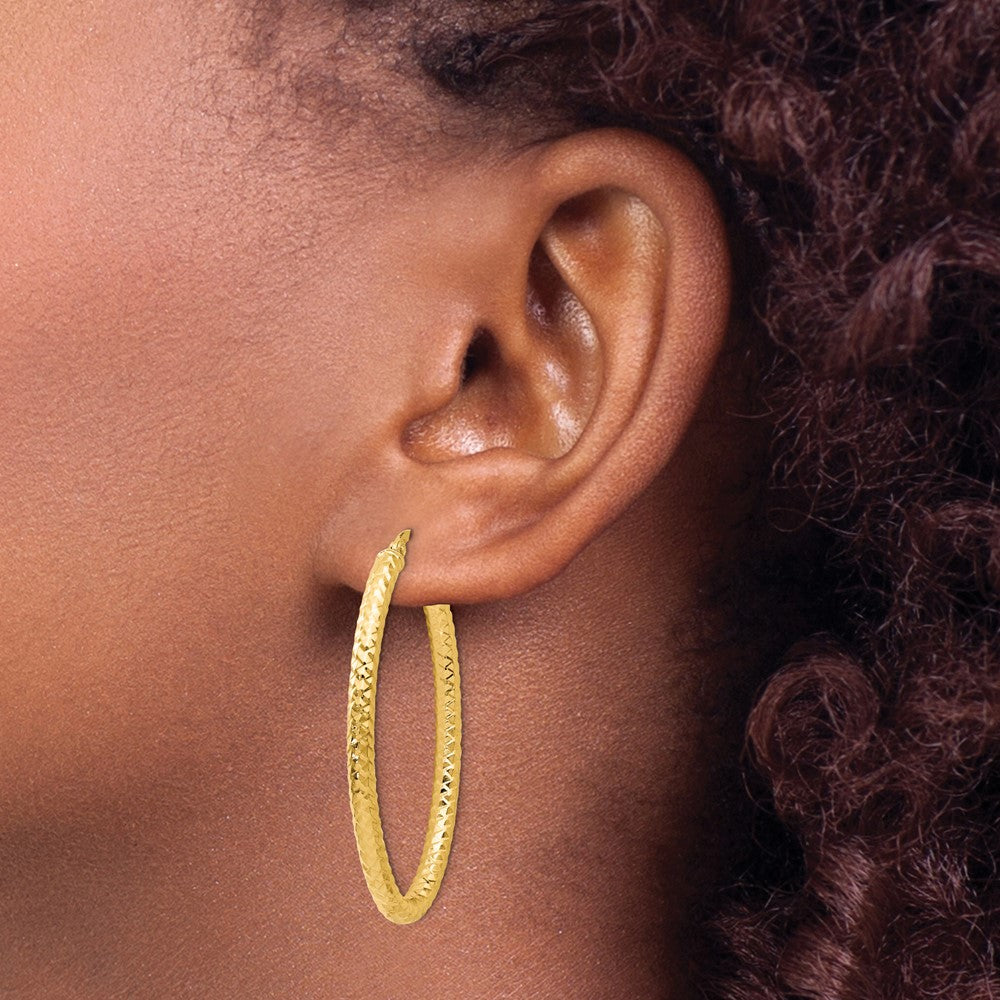 Polished and Textured Oval Hoop Earrings - 3mm