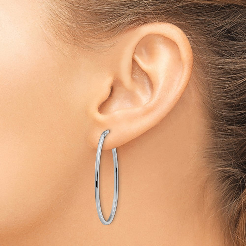Polished Oval Hoop Earrings - 1.5mm, 1.33g
