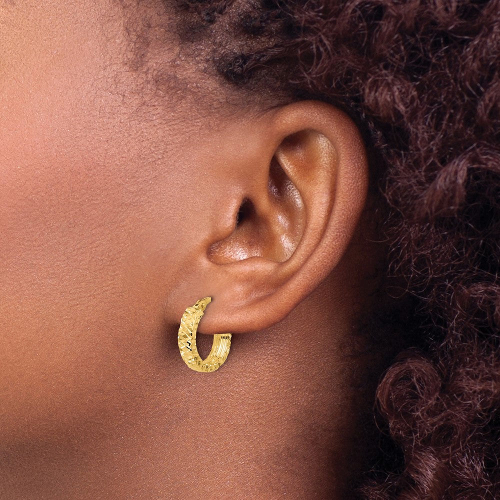 Polished 4mm Diamond Cut Hoop Earrings - 15.5mm